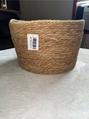 Amazon Natural Tan Woven Seagrass Storage Basket. 8 Pieces